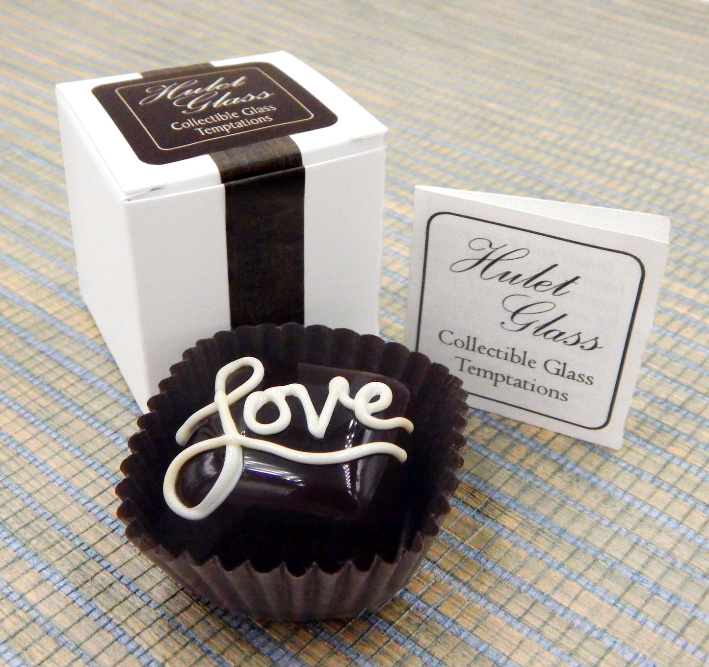 Chocolate & Vanilla "Love" Treat (17-012CV)