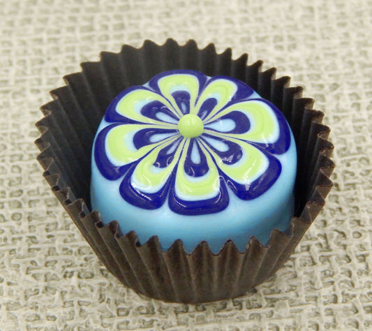 Berry Blue Flower Treat (18-022BEP)