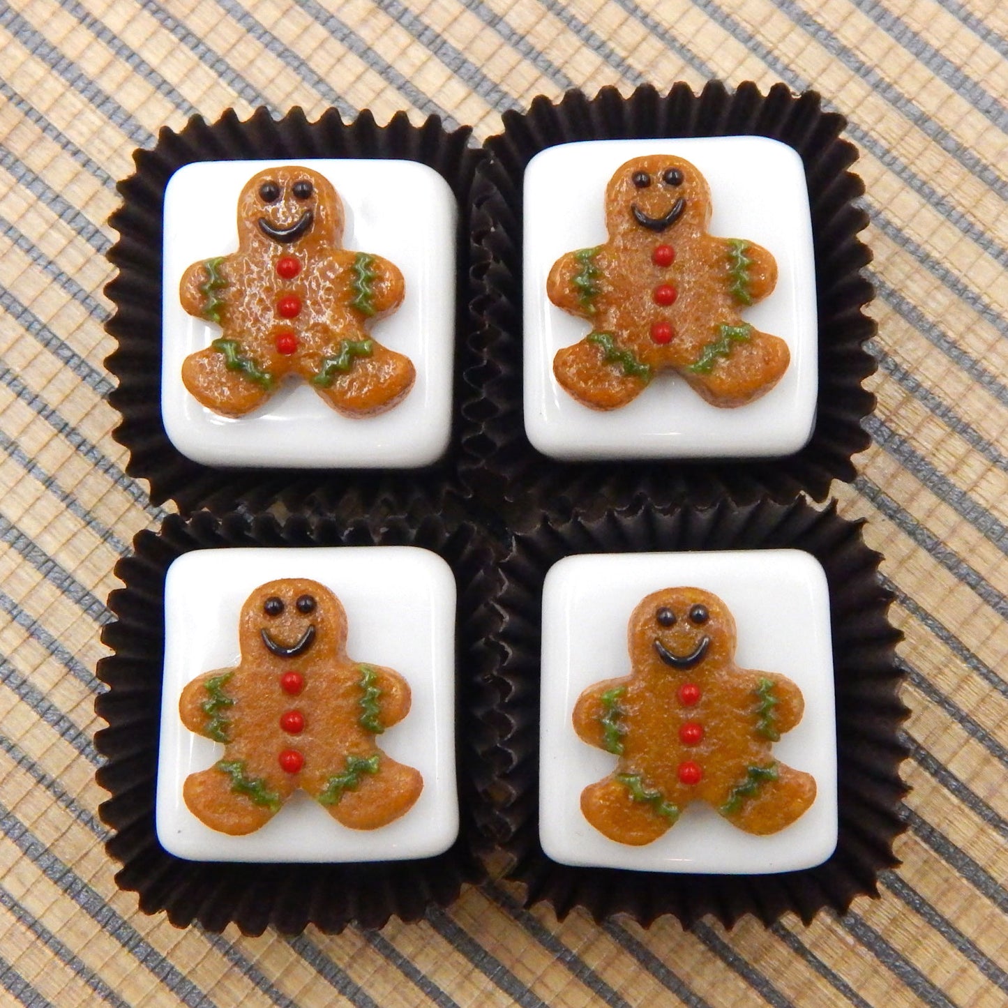 Christmas Gingerbread Boy White Chocolate (22-066W)