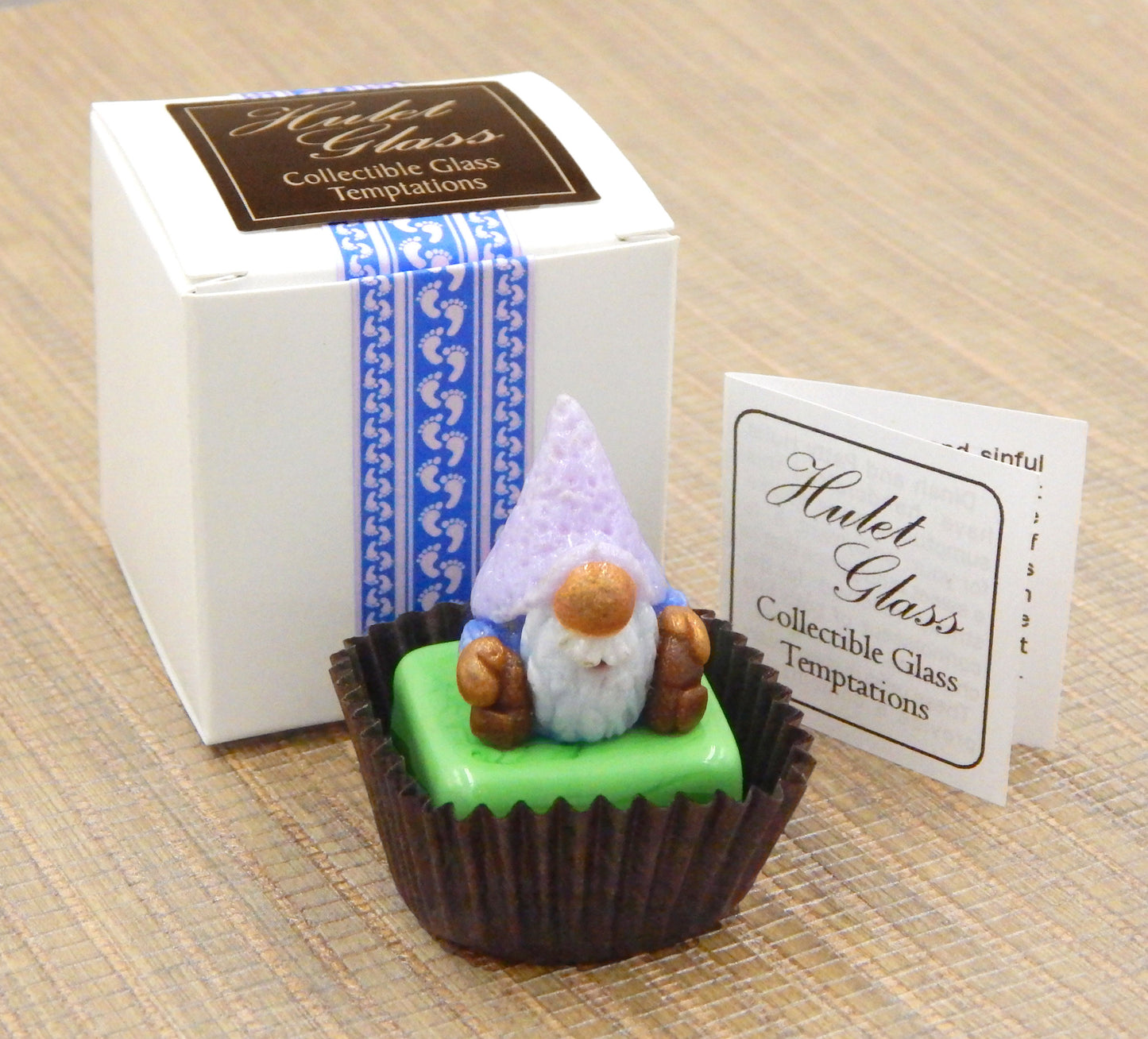 Gnome with Lavender Hat Petit Four (22-301M)