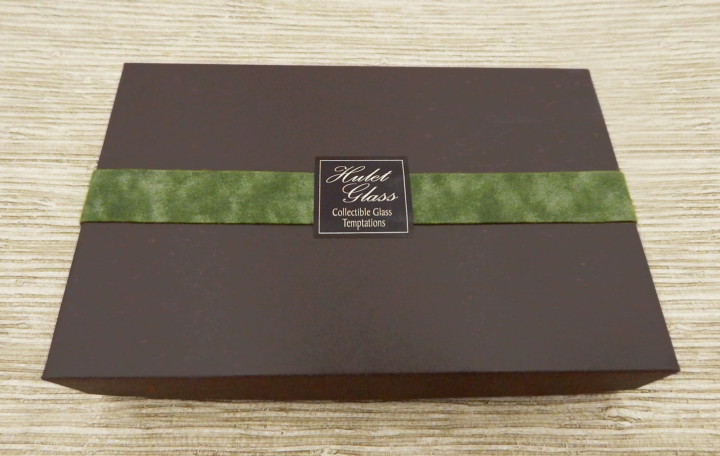 Empty Box for 18 to 20 Art Glass Chocolates - Dark Green (BxERG20)