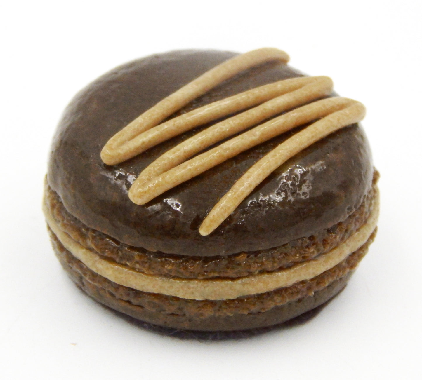 Chocolate Macaron (MAC11-040+)