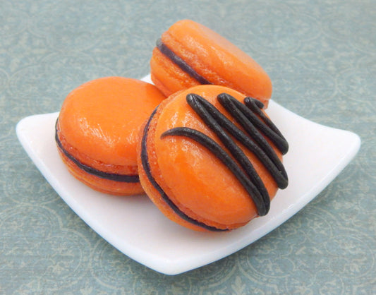 Orange Macaron (MAC11-090+)