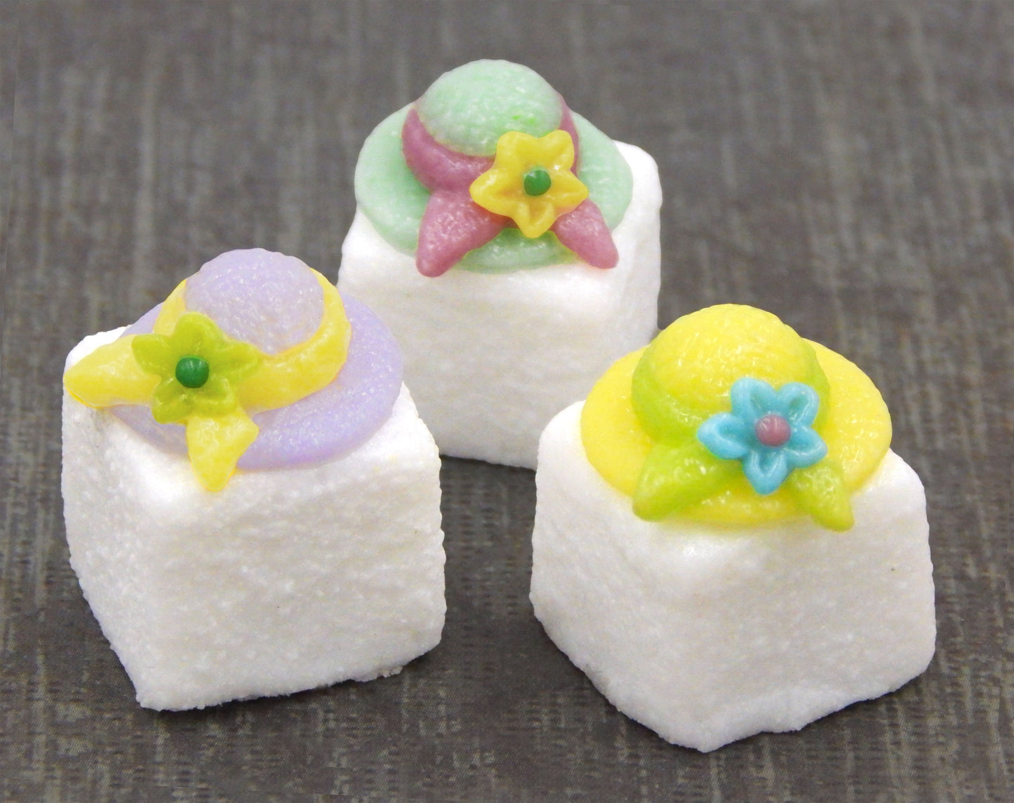Easter/Spring Glass Sugar Cubes - Assorted Designs (SC21-100+)
